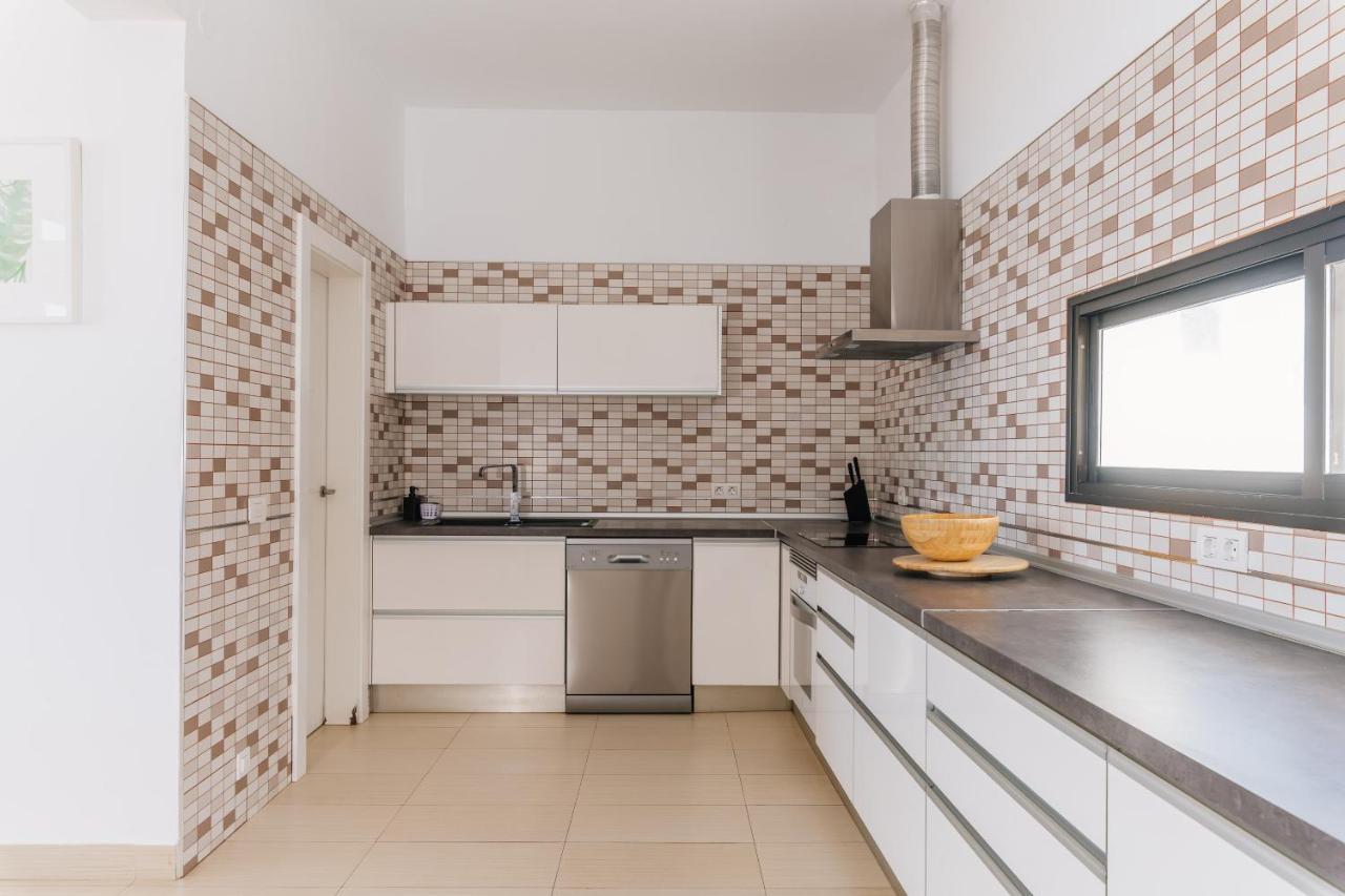Sunset White Villa - Ocean View, Jakuzzi, Heated Pool, Air-Conditioning, Grill Playa de las Américas Exterior foto