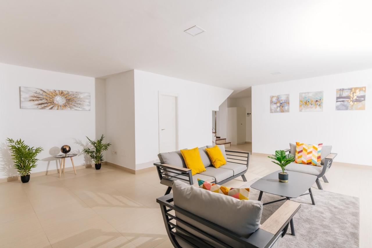 Sunset White Villa - Ocean View, Jakuzzi, Heated Pool, Air-Conditioning, Grill Playa de las Américas Exterior foto