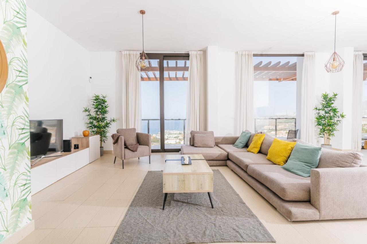 Sunset White Villa - Ocean View, Jakuzzi, Heated Pool, Air-Conditioning, Grill Playa de las Américas Exterior foto