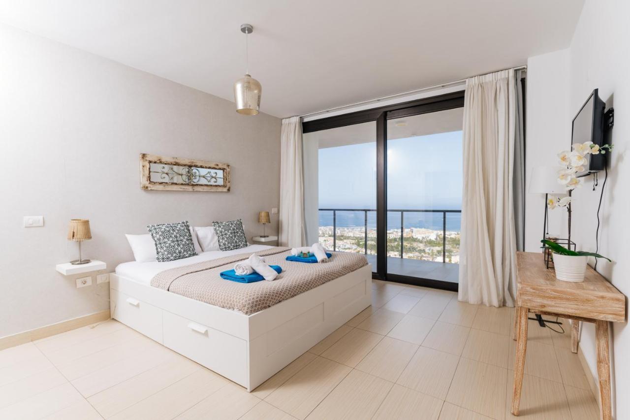 Sunset White Villa - Ocean View, Jakuzzi, Heated Pool, Air-Conditioning, Grill Playa de las Américas Exterior foto
