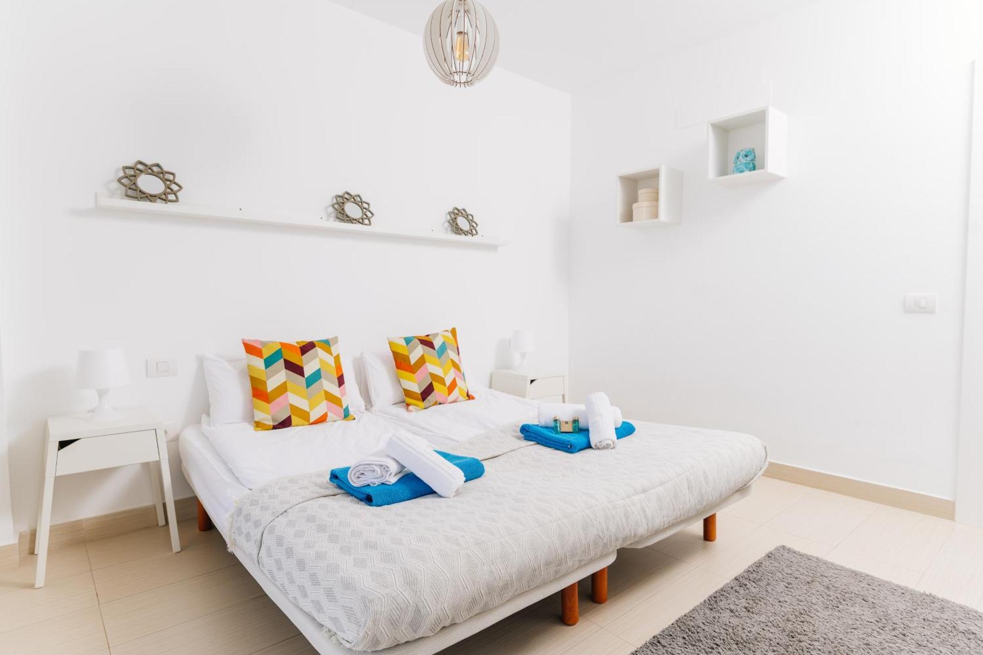 Sunset White Villa - Ocean View, Jakuzzi, Heated Pool, Air-Conditioning, Grill Playa de las Américas Exterior foto