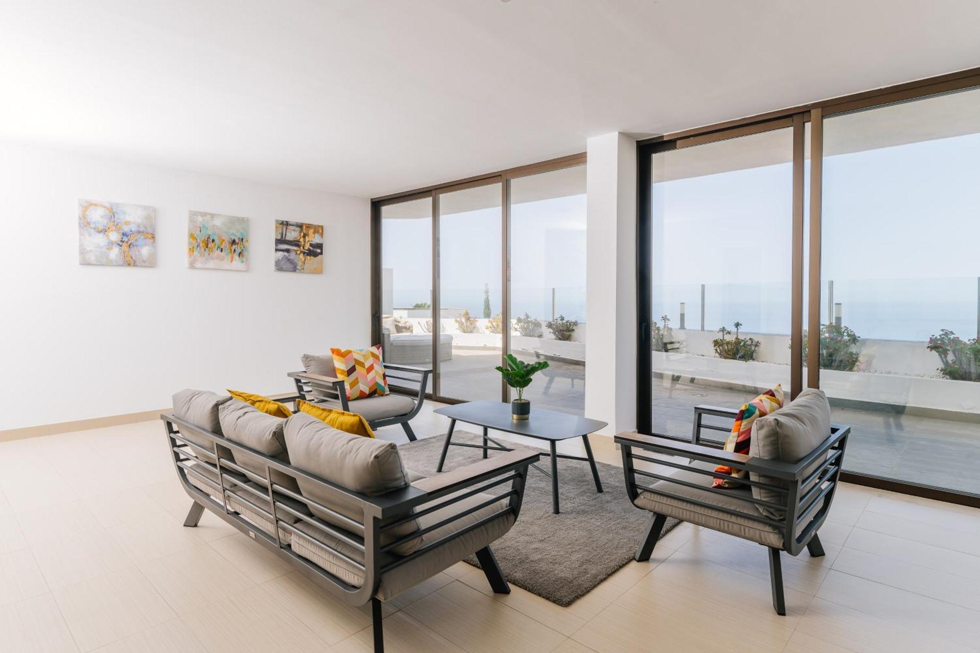 Sunset White Villa - Ocean View, Jakuzzi, Heated Pool, Air-Conditioning, Grill Playa de las Américas Exterior foto